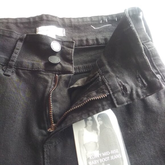 Kendall & Kylie women's size 7/8 black baby boot jeans - Picture 8 of 16